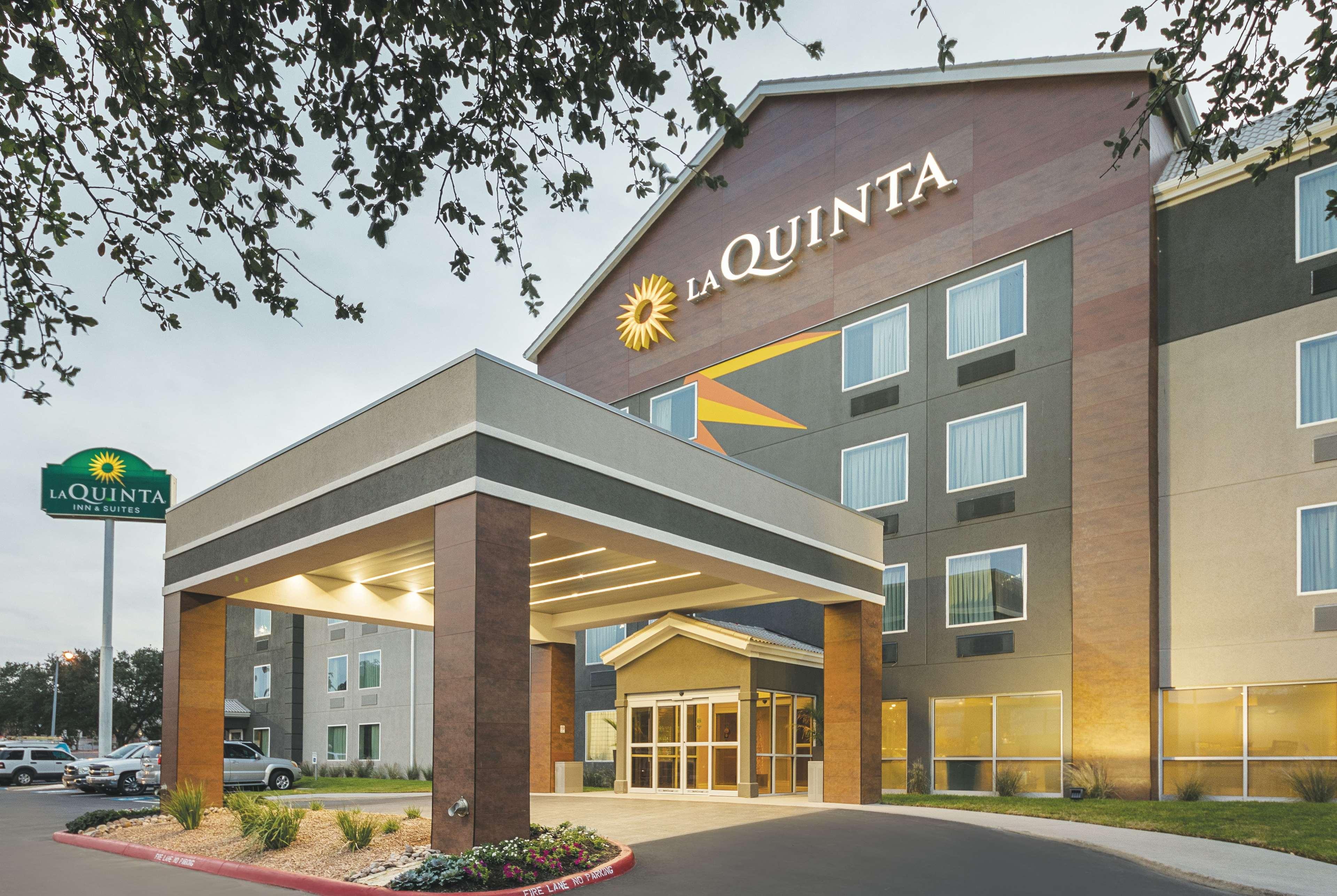 מלון La Quinta By Wyndham Austin ראונד רוק מראה חיצוני תמונה